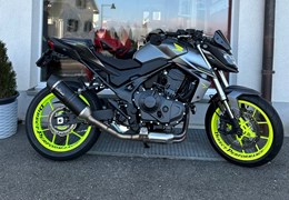 Neumotorrad Honda CB750 Hornet