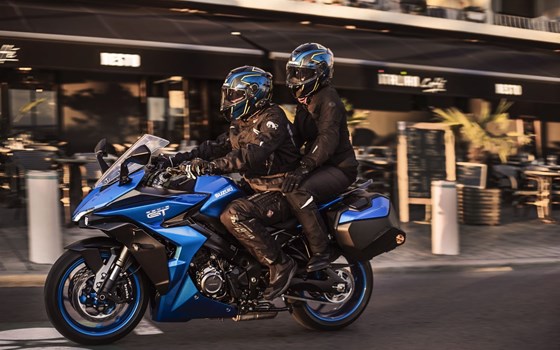 Neufahrzeug Suzuki GSX-S1000GT - Bild 12
