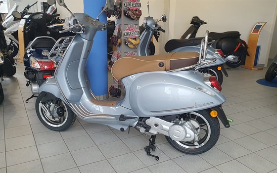 Neufahrzeug Vespa Primavera 50 Pic Nic - Bild 1