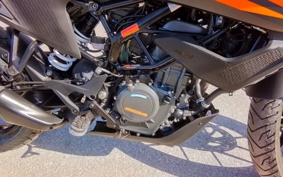Gebrauchtmotorrad KTM 390 Adventure - Bild 8 Gebrauchtmotorrad KTM 390 Adventure - Bild 8
