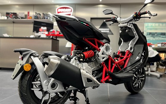 Neufahrzeug Italjet Dragster 200 4T - Bild 4