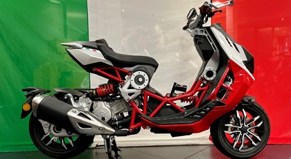 Neumotorrad Italjet Dragster 200 4T