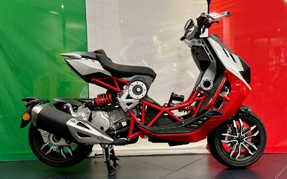 Neufahrzeug Italjet Dragster 200 4T - Bild 2