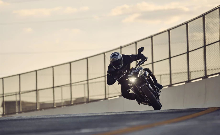 Angebot Triumph Street Triple 765 R Bild 13: Angebot Triumph Street Triple 765 R