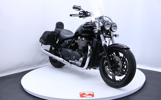 Gebrauchtmotorrad Triumph Thunderbird Storm - Bild 1
