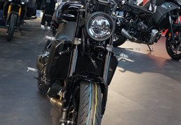 Neumotorrad Yamaha XSR900