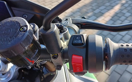 Gebrauchtmotorrad Moto Guzzi V100 Mandello S - Bild 8 Gebrauchtmotorrad Moto Guzzi V100 Mandello S - Bild 8