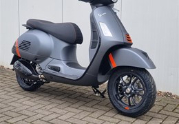 Neumotorrad Vespa GTS 300 Super Sport