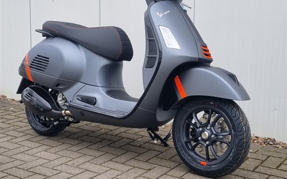 Neufahrzeug Vespa GTS 300 Super Sport - Bild 1