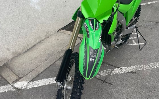 Gebrauchtmotorrad Kawasaki KX450F - Bild 3 Gebrauchtmotorrad Kawasaki KX450F - Bild 3