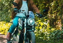 Neumotorrad Super Soco TC Wanderer Neumotorrad Super Soco TC Wanderer