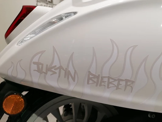 Vespa Sprint Justin Bieber X Vespa 125 (weiß) - Bild 6