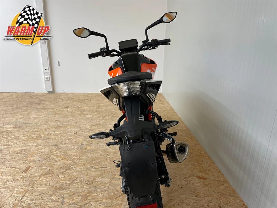 Angebot KTM 125 Duke Bild 6: Angebot KTM 125 Duke