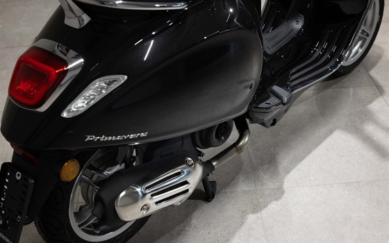 Neufahrzeug Vespa Primavera 50 4T - Bild 5