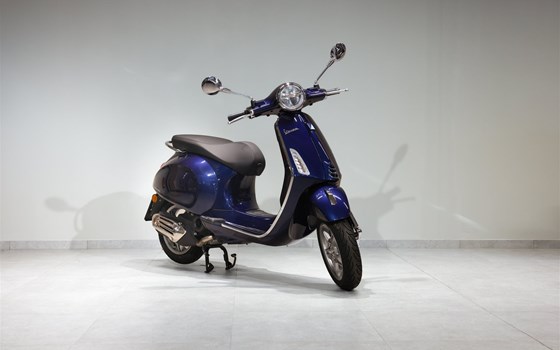 Neufahrzeug Vespa Primavera 50 4T - Bild 1 Neufahrzeug Vespa Primavera 50 4T - Bild 1