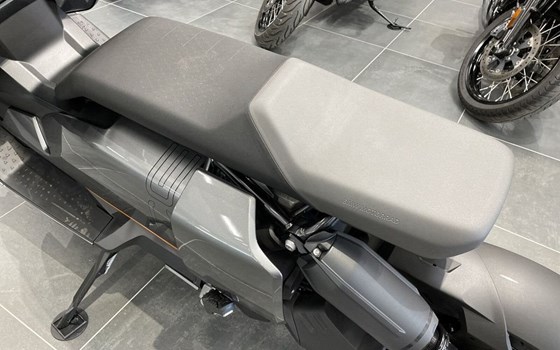 Gebrauchtmotorrad BMW CE 04 - Bild 13