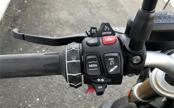 Gebrauchtmotorrad BMW R 1250 R - Bild 5