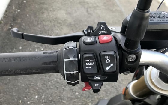 Gebrauchtmotorrad BMW R 1250 R - Bild 5