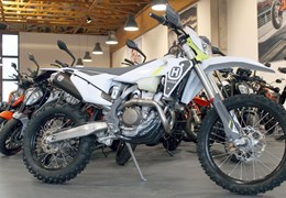 Neumotorrad Husqvarna FE 350