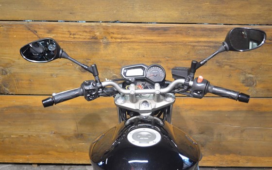 Motorrad Occasion Yamaha XJ6 - Bild 3