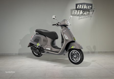 Vespa GTS 125 Supertech iGET (Grigio Ottimista matt)