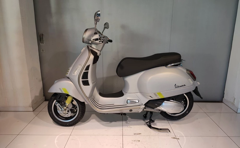 Angebot Vespa GTS 125 Super Tech Bild 2: Angebot Vespa GTS 125 Super Tech
