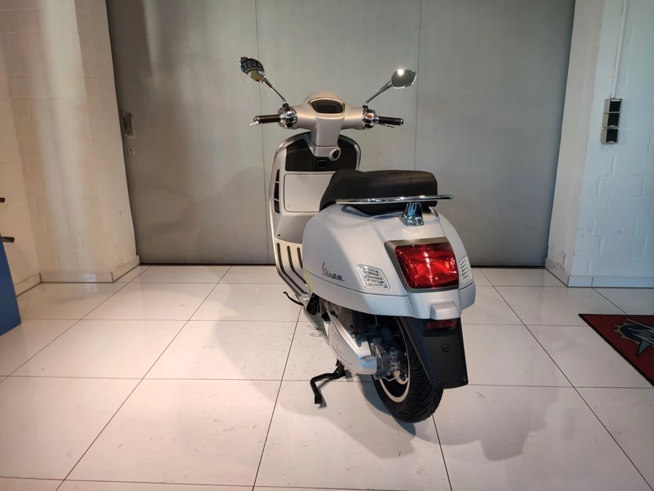 Angebot Vespa GTS 125 Super Tech Bild 5: Angebot Vespa GTS 125 Super Tech