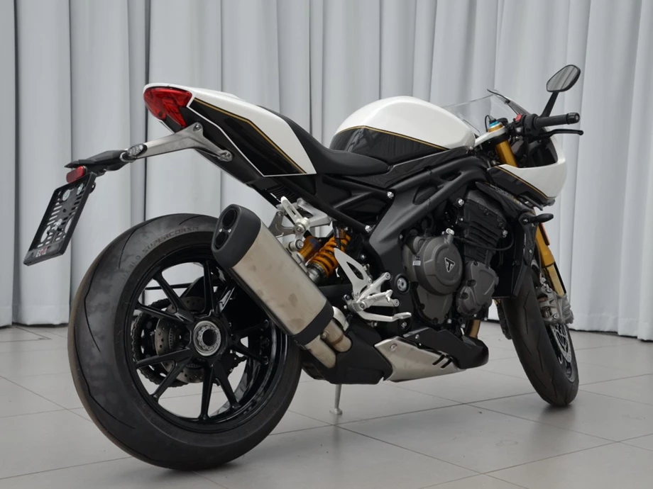 Angebot Triumph Speed Triple 1200 RR Bild 4: Angebot Triumph Speed Triple 1200 RR