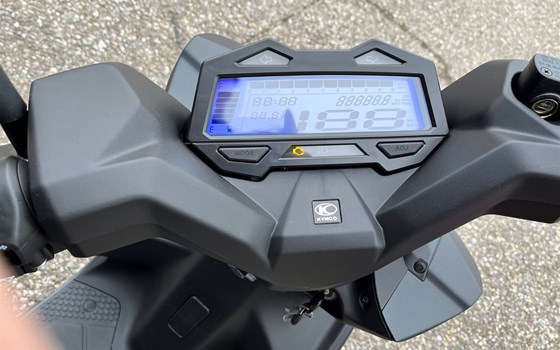 Neufahrzeug Kymco Super 8 R 50i - Bild 6 Neufahrzeug Kymco Super 8 R 50i - Bild 6