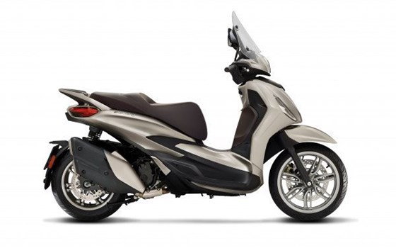 Neufahrzeug Piaggio Beverly 400 S - Bild 6 Neufahrzeug Piaggio Beverly 400 S - Bild 6