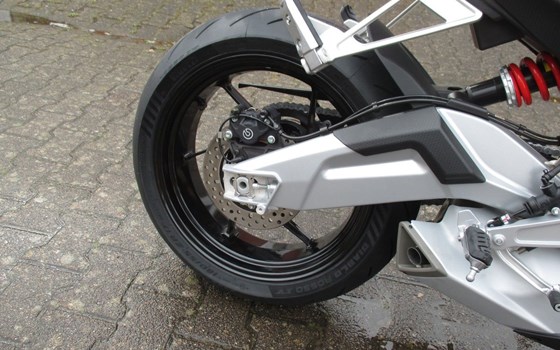 Neufahrzeug Aprilia Tuono 660 - Bild 11