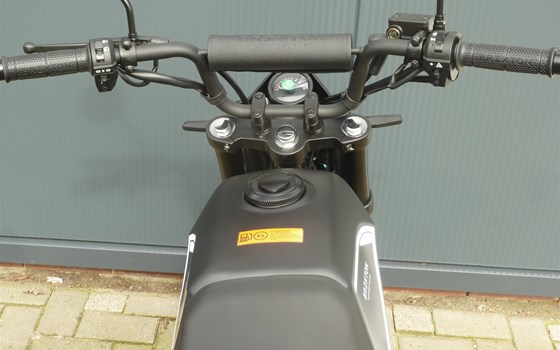 Neufahrzeug Brixton Crossfire 125 XS - Bild 4