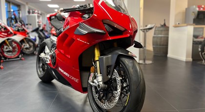 Used Vehicle Ducati Panigale V4 R