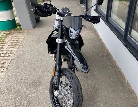 Neufahrzeug Sherco 125 4-Takt SM Black Moon RS - Bild 5 Neufahrzeug Sherco 125 4-Takt SM Black Moon RS - Bild 5