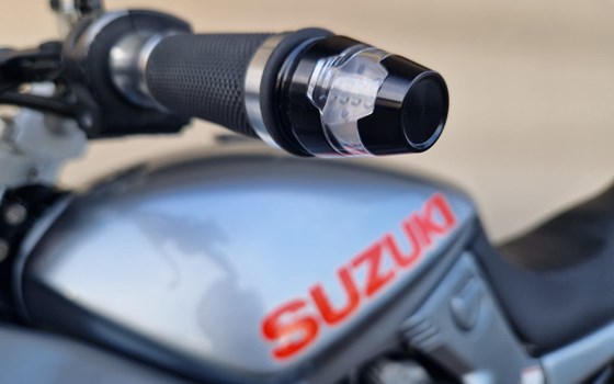 Gebrauchtmotorrad Suzuki GSX 1100S Katana - Bild 3