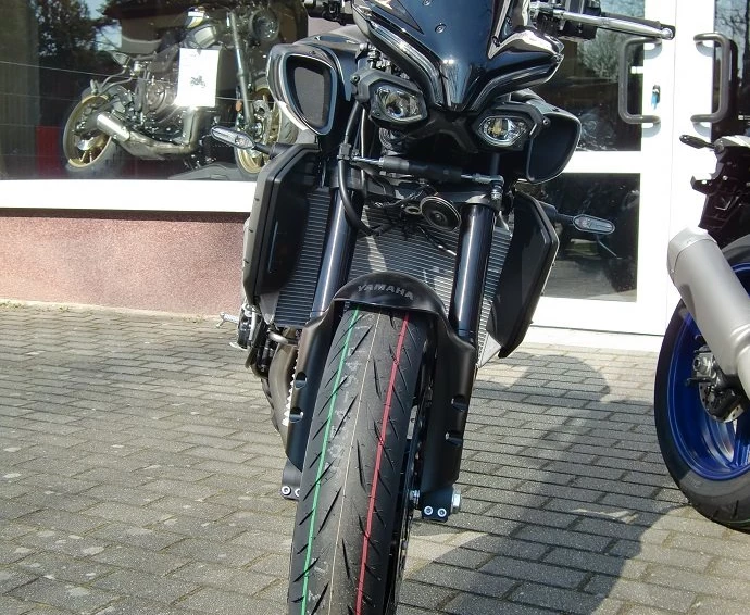 Angebot Yamaha MT-10 Bild 10: Angebot Yamaha MT-10