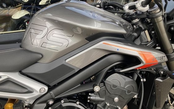 Neufahrzeug Triumph Street Triple 765 RS - Bild 2 Neufahrzeug Triumph Street Triple 765 RS - Bild 2