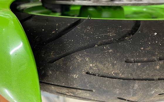 Gebrauchtmotorrad Kawasaki ZXR 750 RR - Bild 11