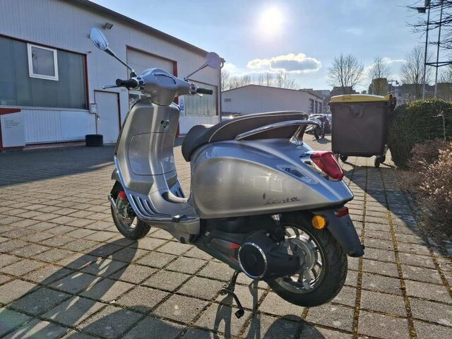 Angebot Vespa Elettrica 70 km/h Bild 6: Angebot Vespa Elettrica 70 km/h