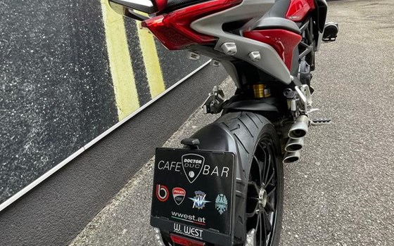 Gebrauchtmotorrad MV Agusta Turismo Veloce 800 - Bild 3 Gebrauchtmotorrad MV Agusta Turismo Veloce 800 - Bild 3