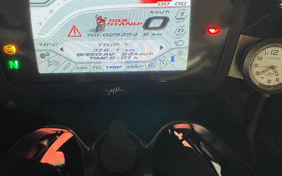 Gebrauchtmotorrad MV Agusta Turismo Veloce 800 - Bild 6 Gebrauchtmotorrad MV Agusta Turismo Veloce 800 - Bild 6