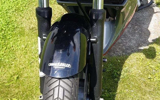 Gebrauchtmotorrad Kawasaki GPZ 500 S - Bild 5 Gebrauchtmotorrad Kawasaki GPZ 500 S - Bild 5