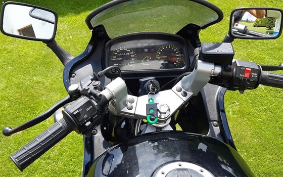 Gebrauchtmotorrad Kawasaki GPZ 500 S - Bild 7 Gebrauchtmotorrad Kawasaki GPZ 500 S - Bild 7