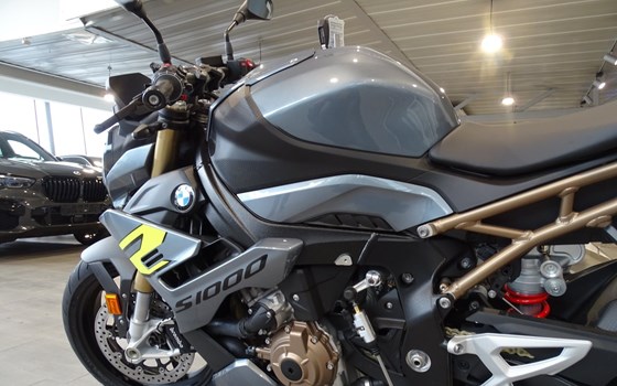 Gebrauchtmotorrad BMW S 1000 R - Bild 12