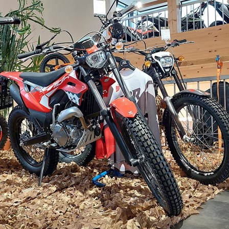 Honda Montesa COTA 4RT