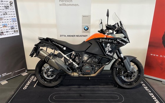 Gebrauchtmotorrad KTM 1050 Adventure - Bild 2 Gebrauchtmotorrad KTM 1050 Adventure - Bild 2