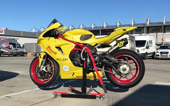 Neufahrzeug MV Agusta F3 RC - Bild 13 Neufahrzeug MV Agusta F3 RC - Bild 13