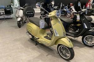 Angebot Vespa Primavera 50 Sport 75th Anniversary