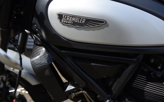 Gebrauchtmotorrad Ducati Scrambler Street Classic - Bild 12