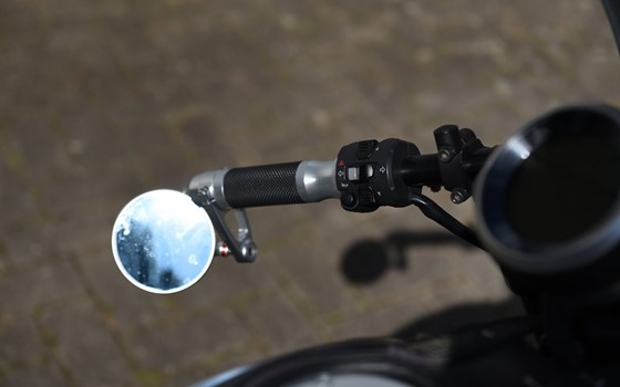 Gebrauchtmotorrad Ducati Scrambler Street Classic - Bild 7